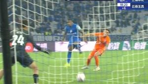 锁定胜局！米内罗低射上演梅开二度，吴曦挑传送助攻 申花3-1玉昆