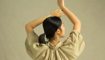 足球直播-阿联酋航空高管：与阿森纳皇马合作是明智策略|阿联酋航空企业|皇家马德里|球衣|谍照|俱乐部_新浪体育_新浪新闻